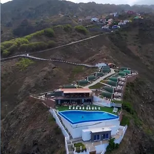 Hotel Rm, Lombo Branco